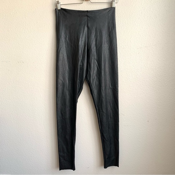 Commando Faux Leather Leggings - Picture 5 of 13